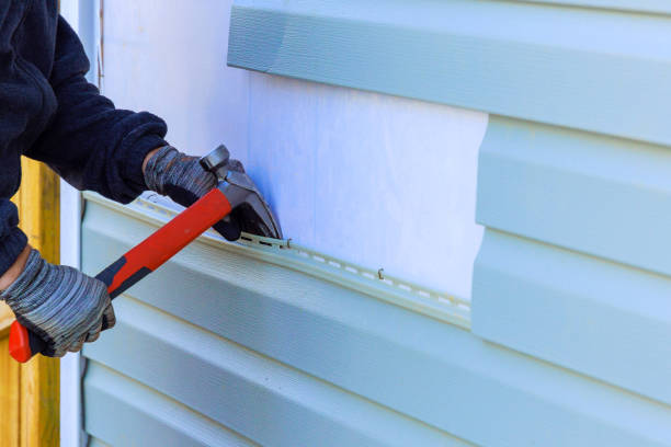 Reliable Emergency Siding Repair contractor in West Manchester, OH by Squared Siding